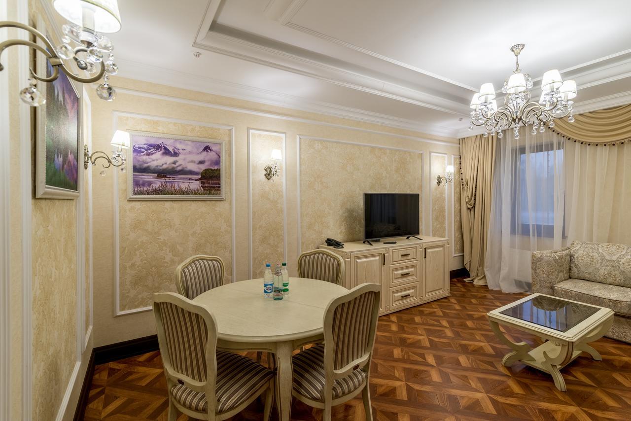 Hotel KRTs Korona Sudilovichi Exterior foto